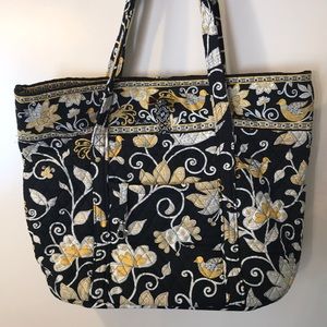 Vera Bradley Tote/Purse With Wristlet